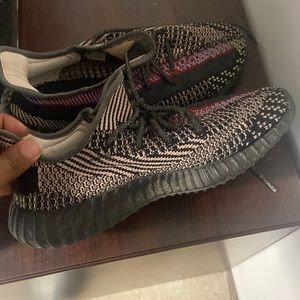 I’m Selling My Yeezy Sizes 10 Good Quality.